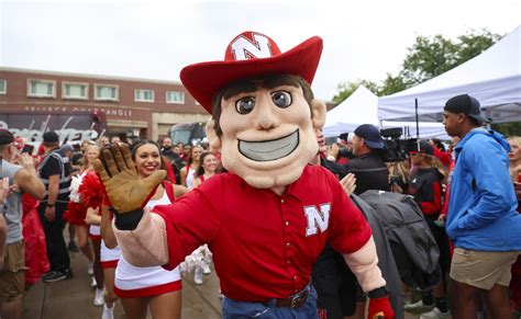 What is the history of the herbie husker mascot